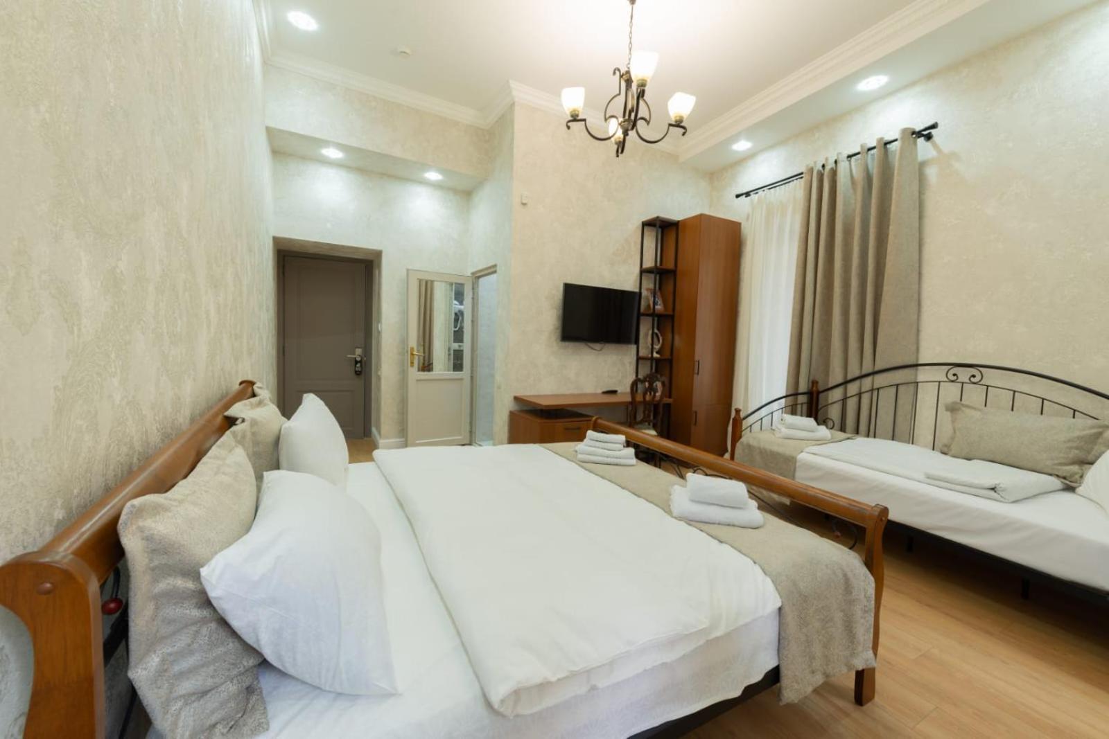 Marita Hotel Tbilisi Buitenkant foto